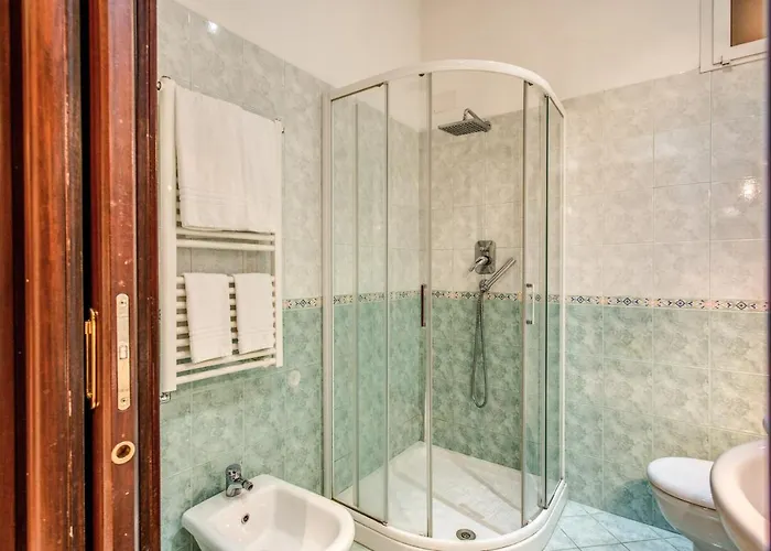 Fresh House Cavour * Rome