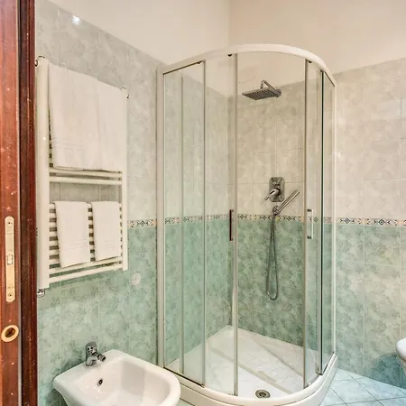 Fresh House Cavour * Rome